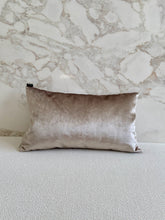 Cargar imagen en el visor de la galería, Cojin CHICO